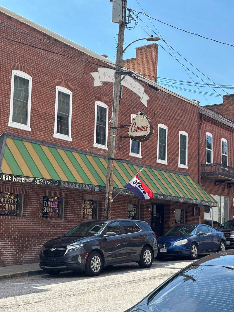 A Comfort Food Stop on Elm Street