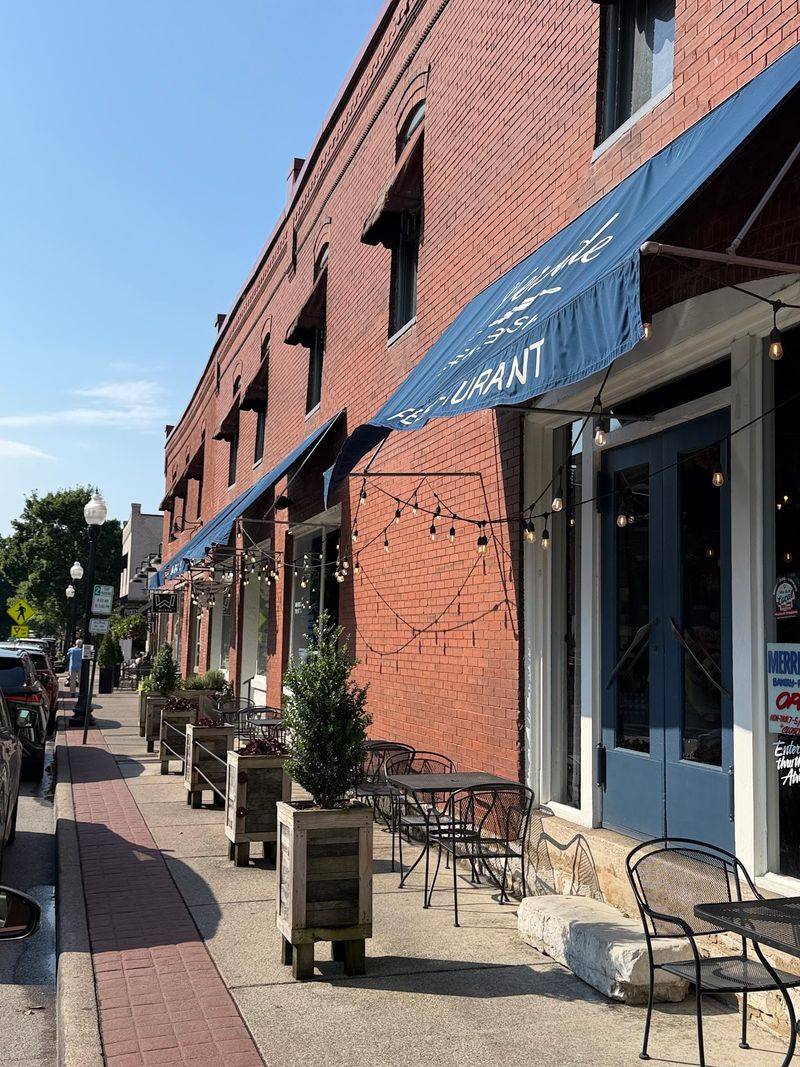 A Corner of Fourth Avenue South