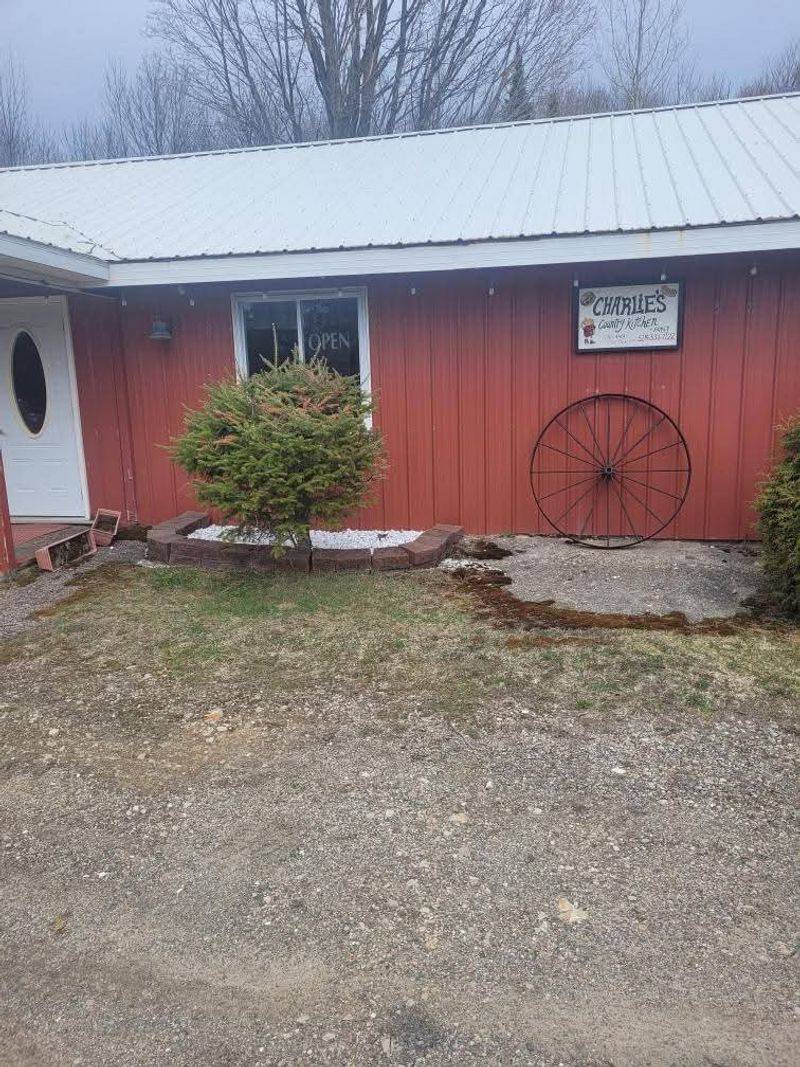 A Diner Hiding in Plain Sight on US-11