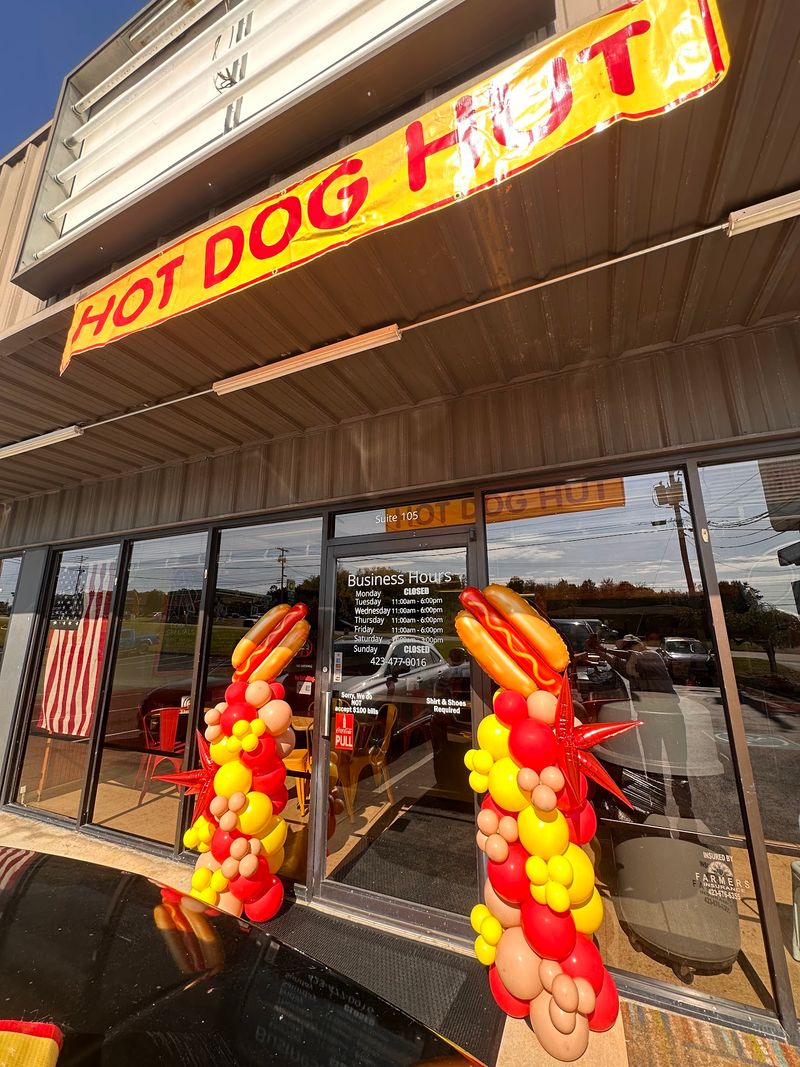 A Familiar Name on Bobby Hicks Highway