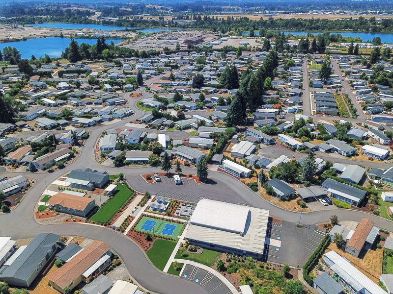 A Gated Neighborhood on Salem's East Side