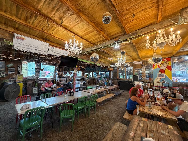 A Junkyard-Chic Setting Like No Other