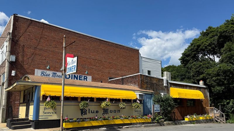A Lunch Car on Main Street