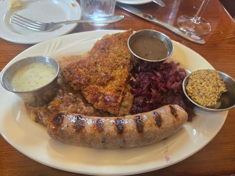 A Menu Rooted in German Tradition A Menu Rooted in German Tradition