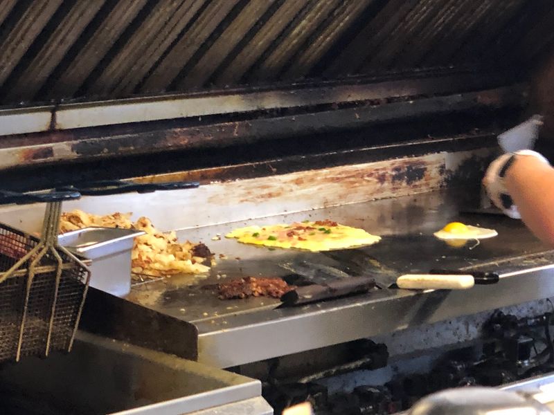 A Neighborhood Diner Worth the Detour