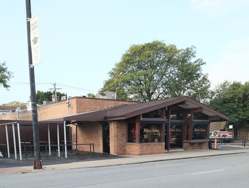 A Neighborhood Landmark on Archer Avenue A Neighborhood Landmark on Archer Avenue