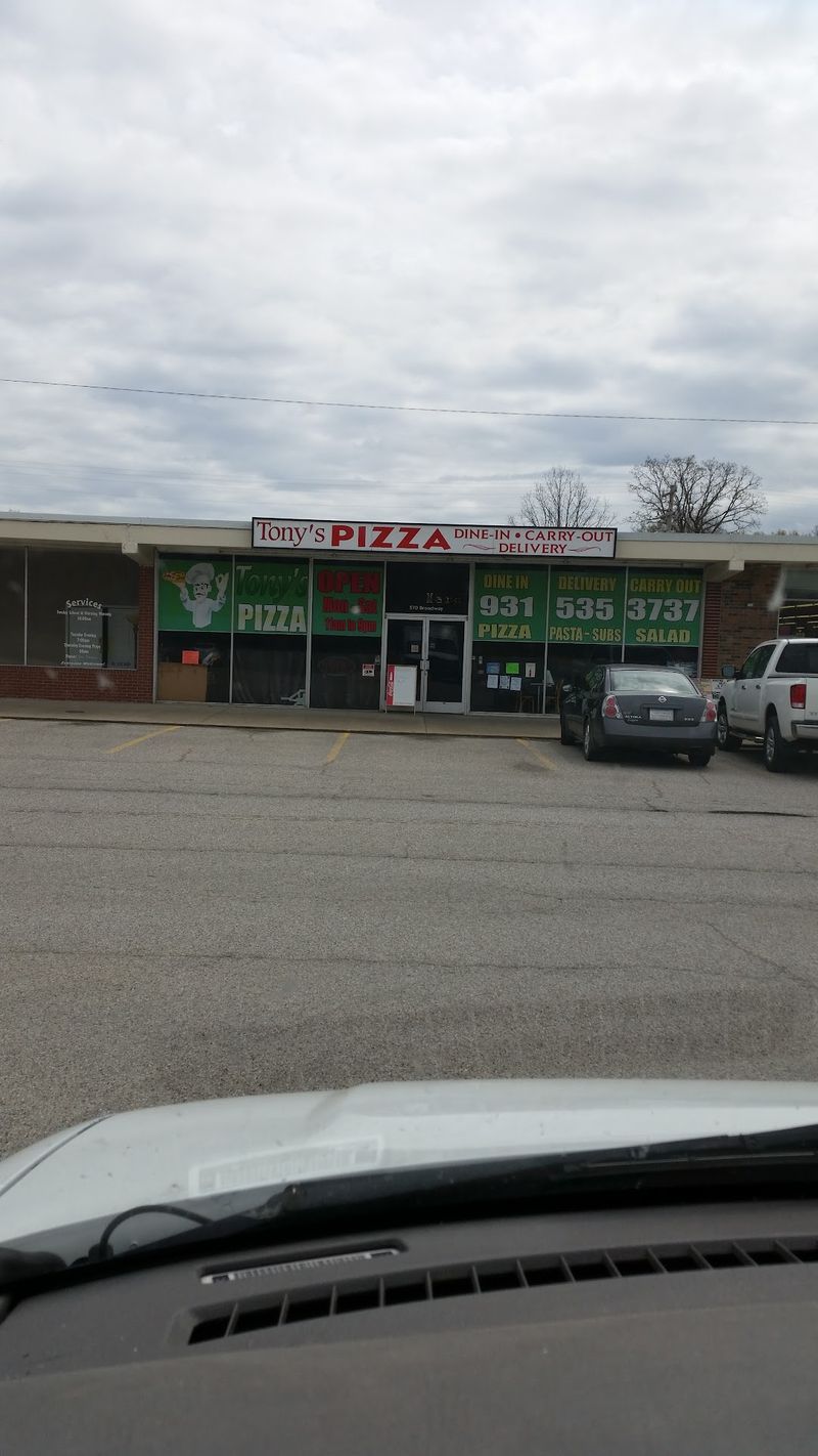 A Pizza Counter on Broadway Avenue