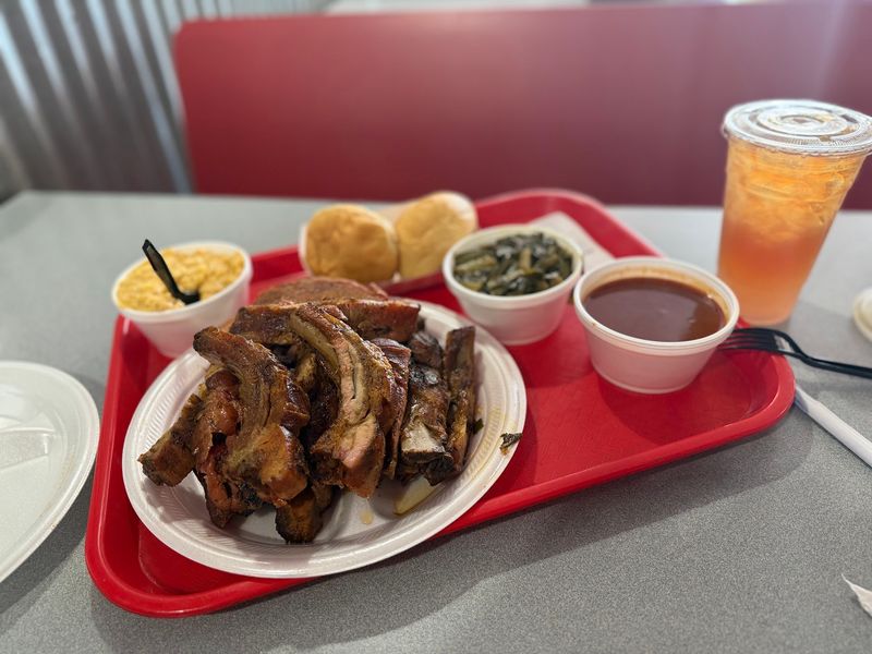 A Rib Stop on East Van Buren