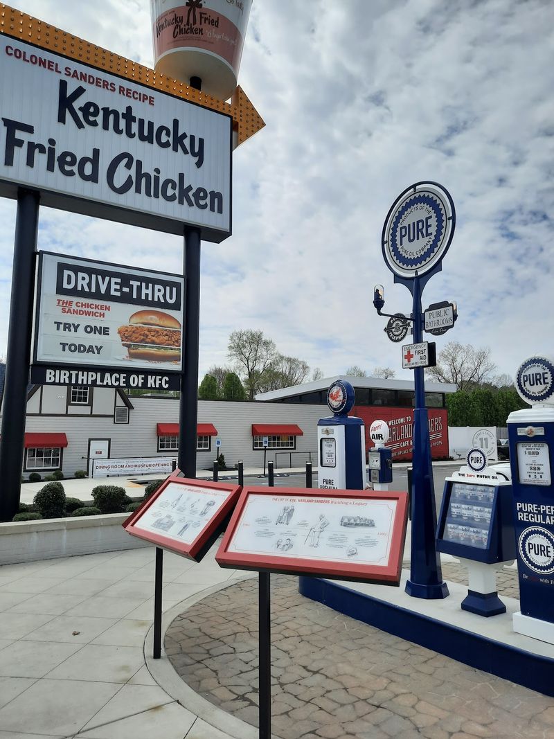 A Roadside Landmark on US-25W