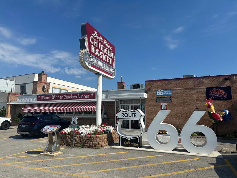 A Route 66 Stop With a Willowbrook Address A Route 66 Stop With a Willowbrook Address