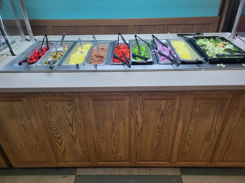A Salad Bar With A Following A Salad Bar With A Following