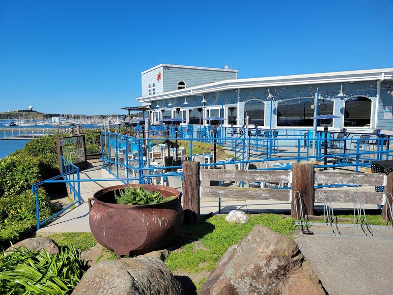 A Seafood House on Highway 1