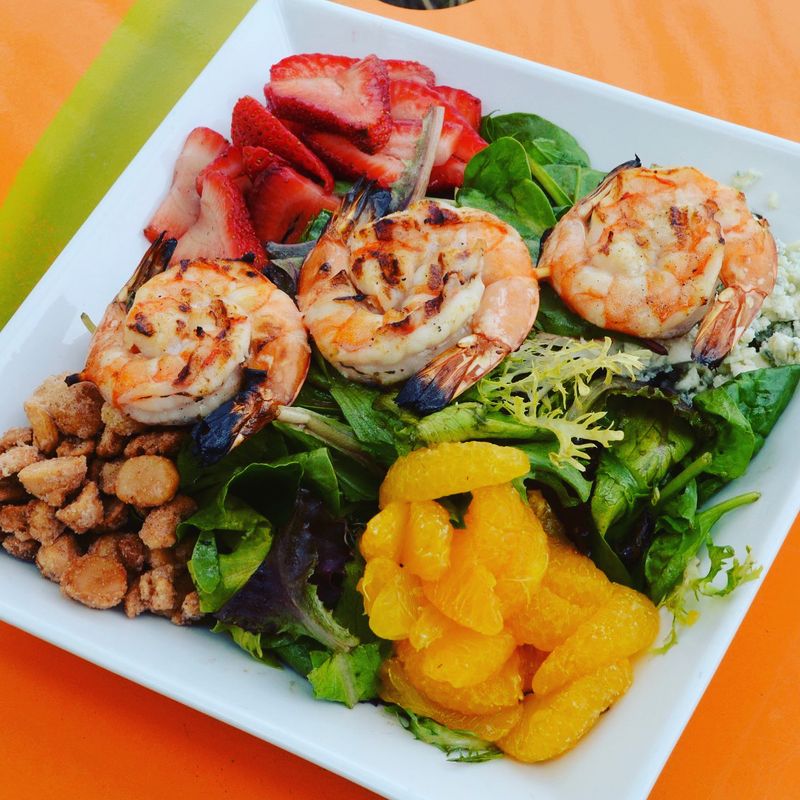 A Seafood Menu Built for Beach Days A Seafood Menu Built for Beach Days