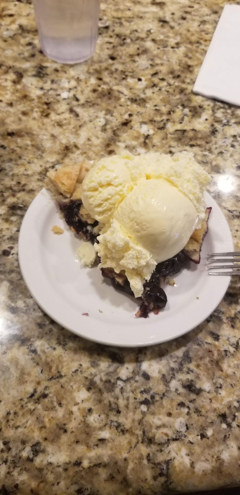 A Slice-Worthy Stop on the Long Road