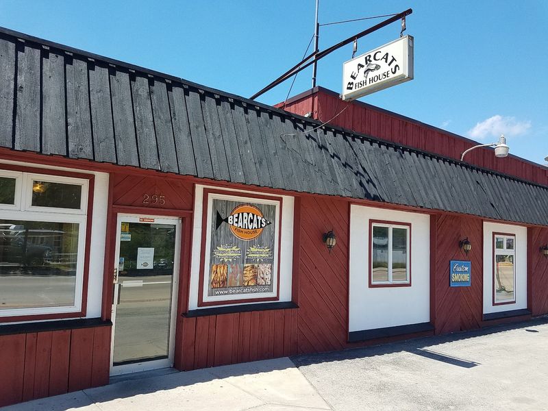 A Smokehouse Address Worth Saving