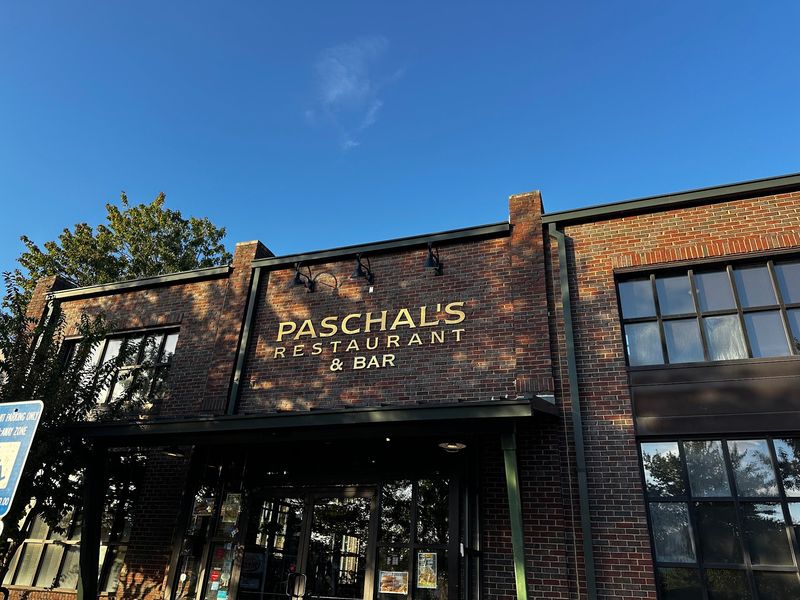 A Soul Food Landmark on Northside Drive