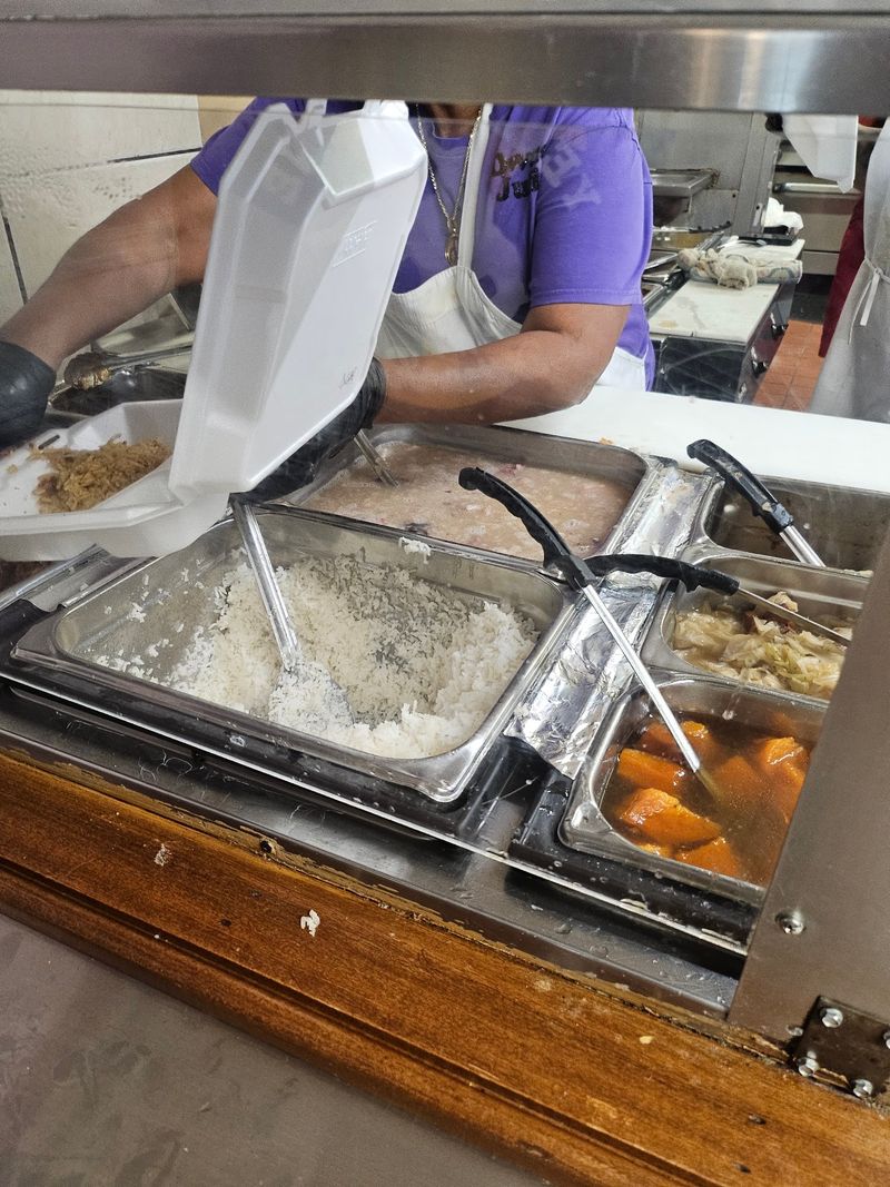 A Soul Food Stop on Meeting Street Road