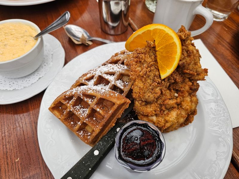 A Southern Kitchen on East Burnside