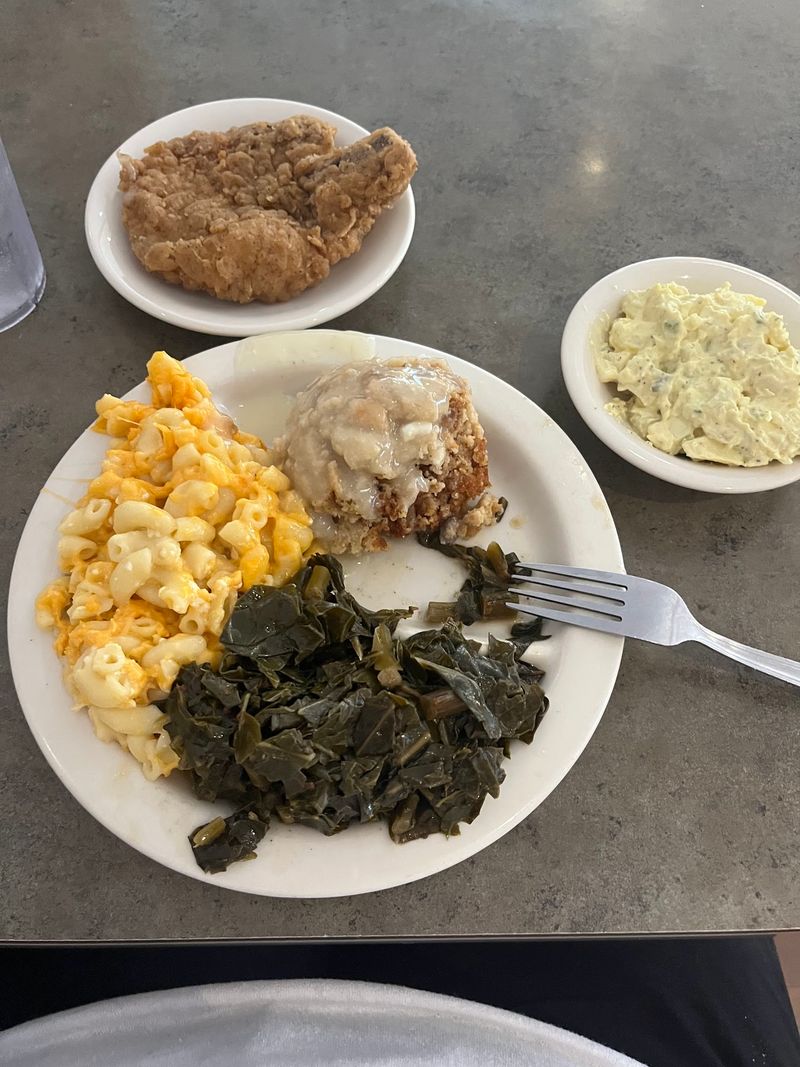 A Southern Kitchen on Elmwood Avenue