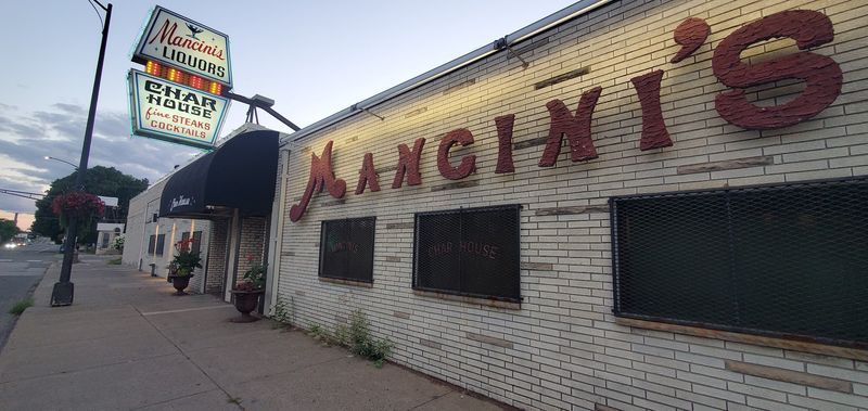 A Supper Club Worth Keeping