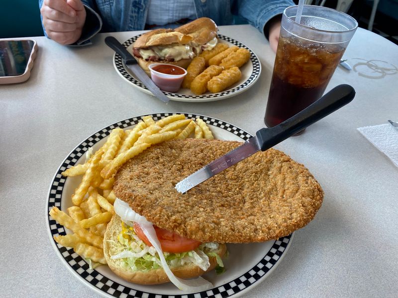 A Tenderloin Built for Big Appetites A Tenderloin Built for Big Appetites