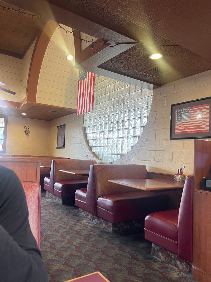 A Time Machine With Booths
