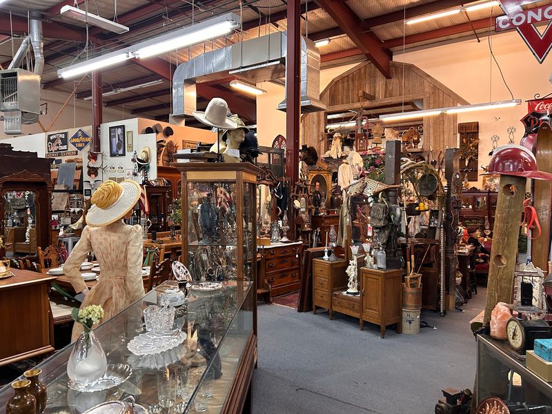 A Treasure Hall on South College Avenue A Treasure Hall on South College Avenue