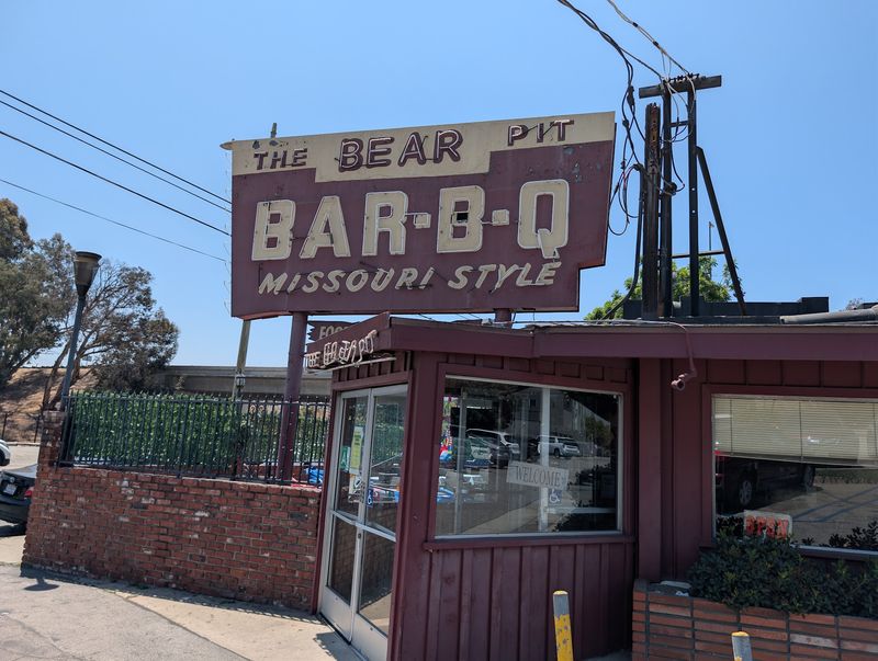 A Valley Landmark on Sepulveda