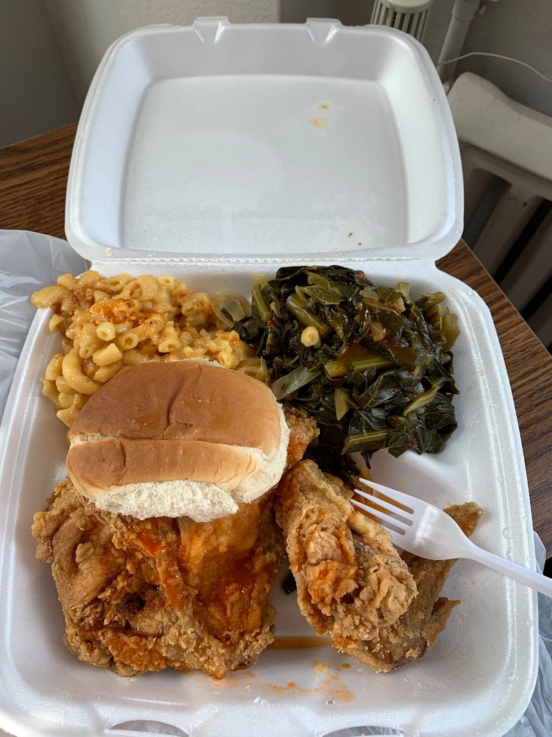 A Walnut Street Chicken Institution