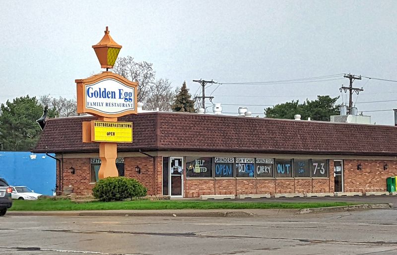 A Washtenaw Avenue Breakfast Landmark