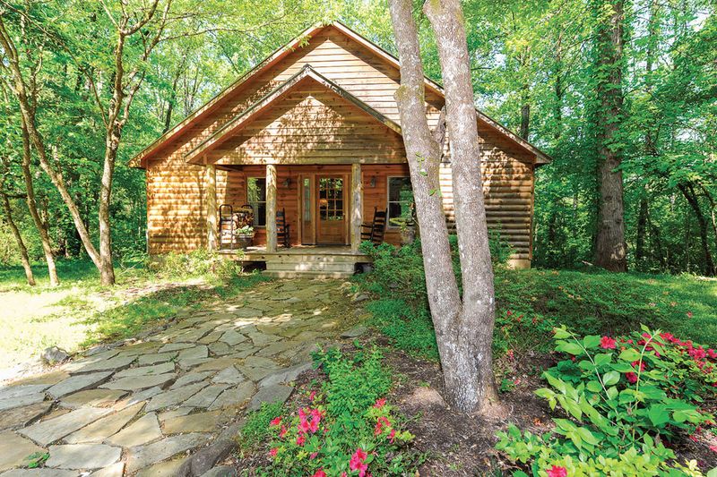 A Wooded Hideaway on the Peaceful Side A Wooded Hideaway on the Peaceful Side