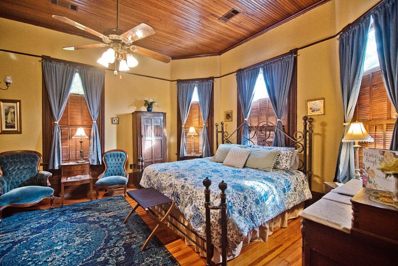 Amenities That Make It Easy