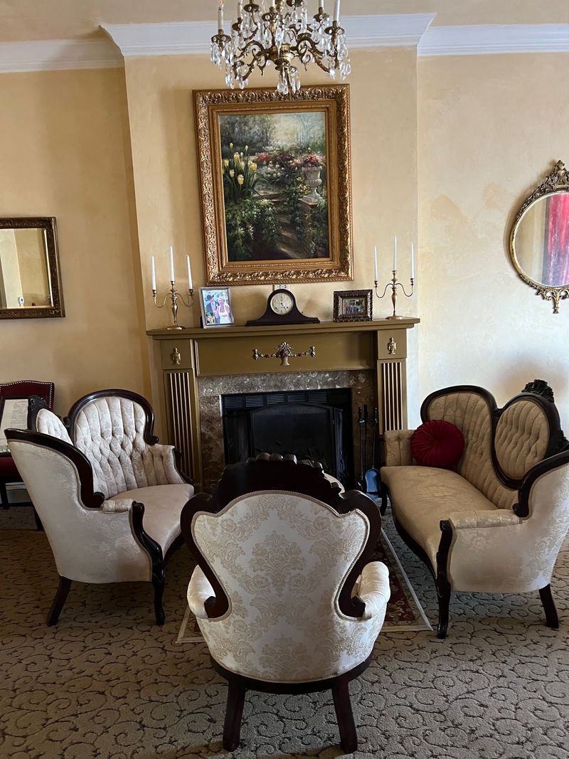 An Artist's Gallery Before It Was an Inn
