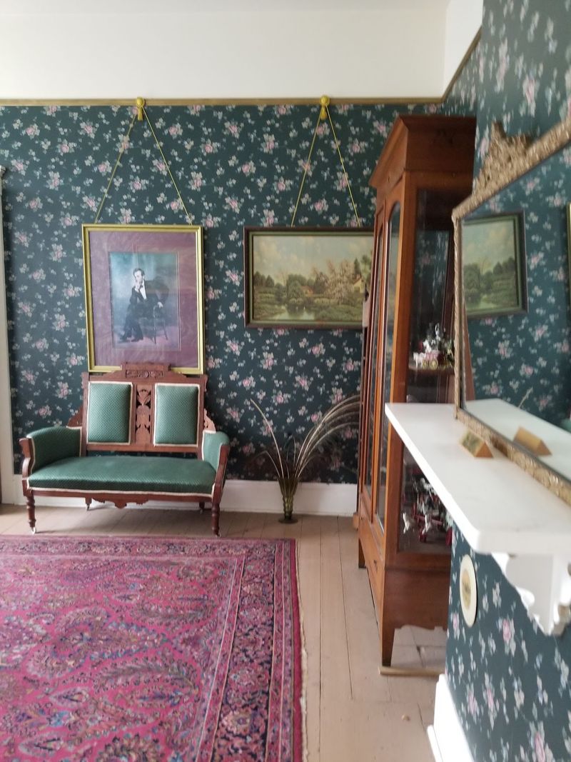 Antiques With a Family Past