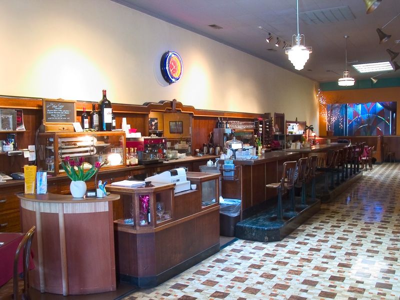 Art Deco From Floor to Ceiling