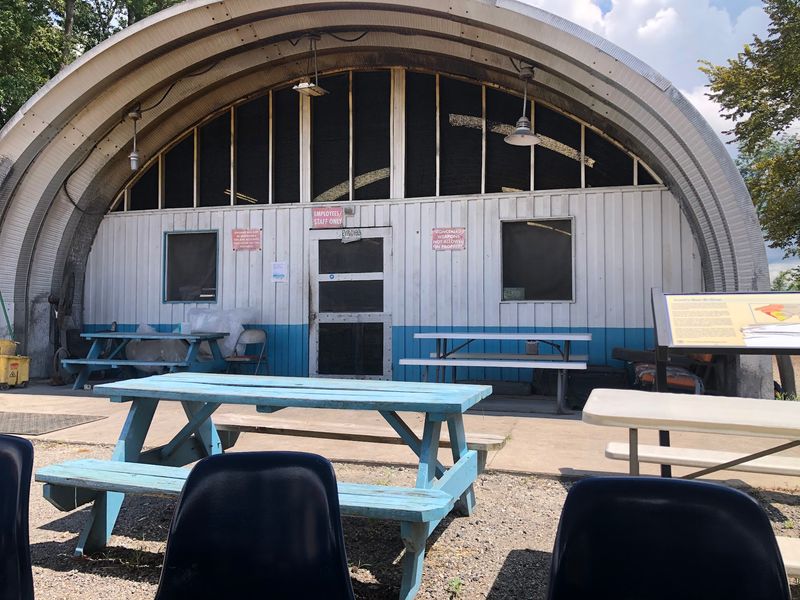Atmosphere for Barbecue Purists