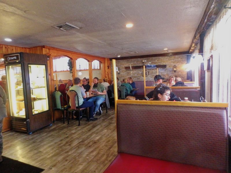 Barnwood Walls and Plenty of Booths