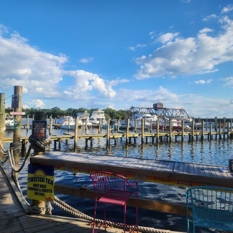 Bear Creek Views and a Dock for Boaters Bear Creek Views and a Dock for Boaters