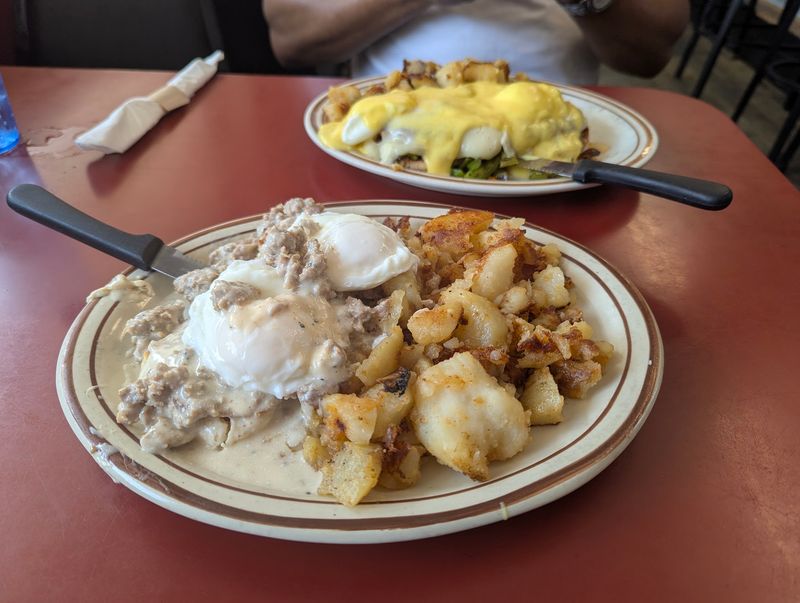 Benedicts, Omelettes, and Creative Pancakes