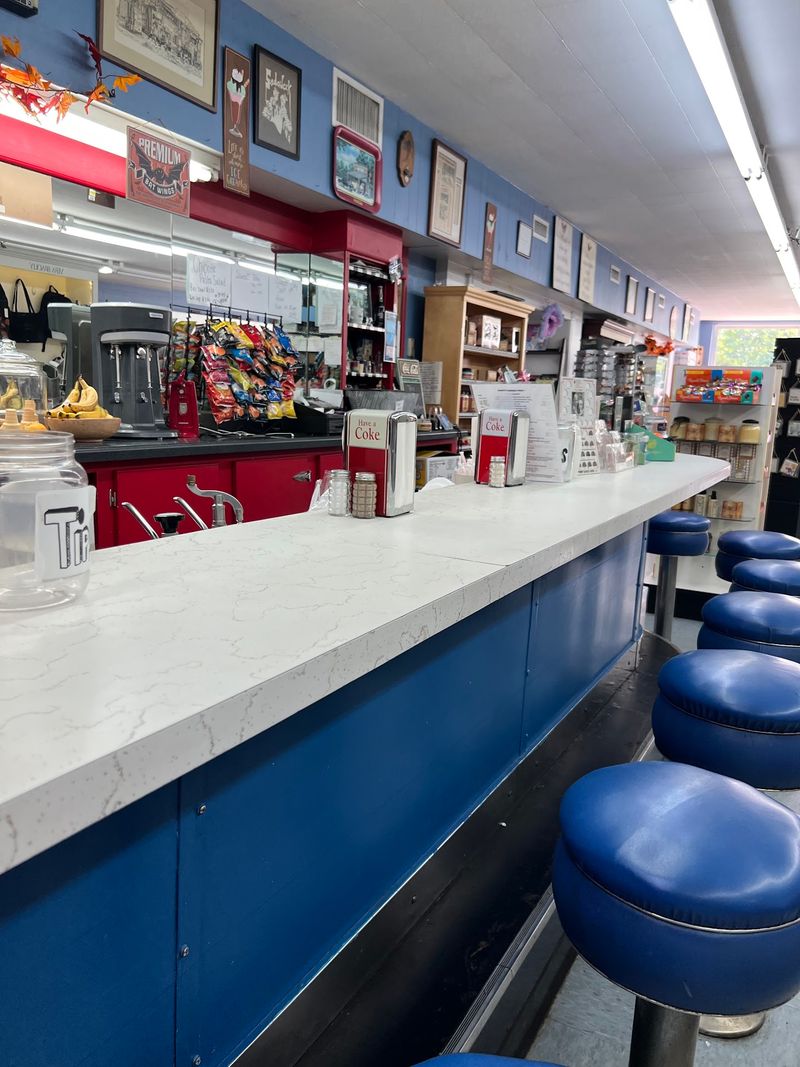 Bennett's Pharmacy, Winchester, TN