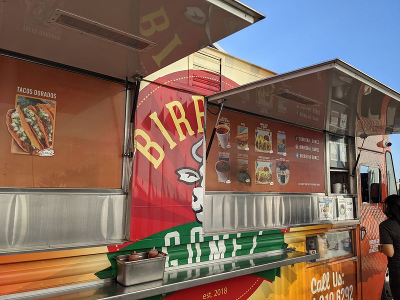 Birrieria Gomez, Lennox, CA