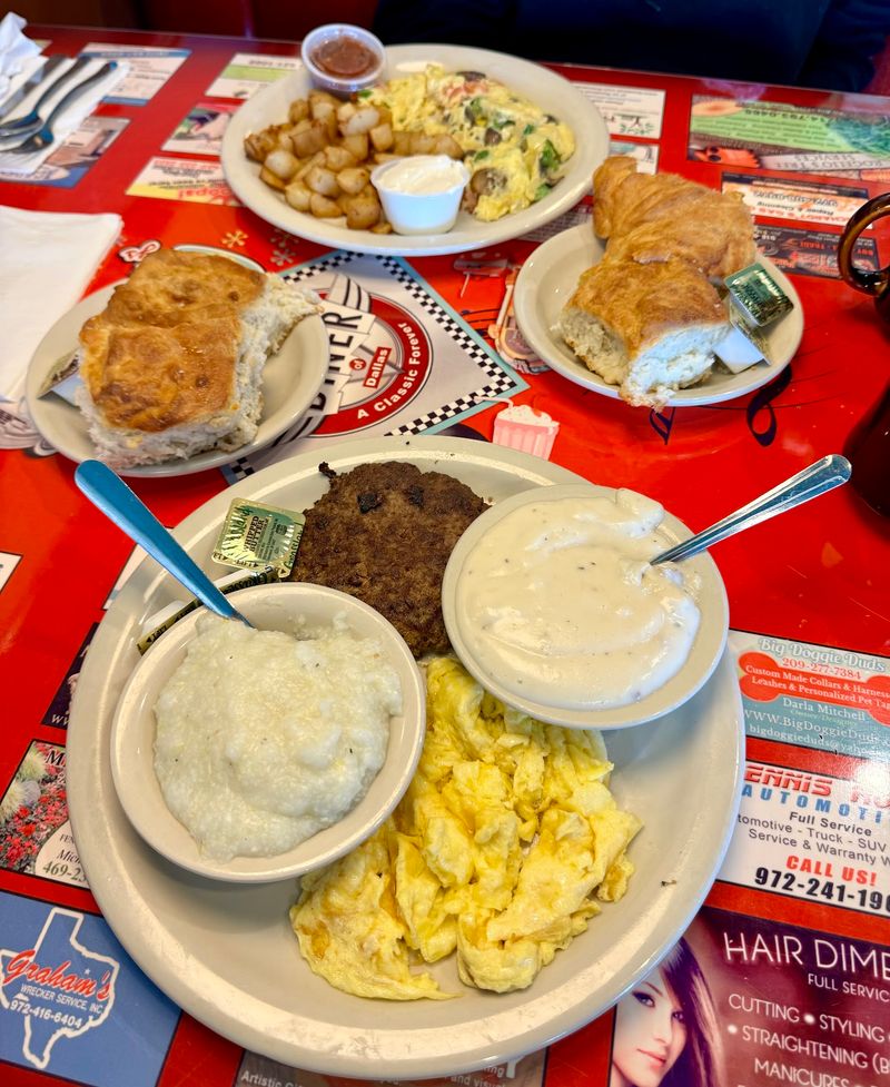 Biscuits, Cream Gravy, and Country Mornings Biscuits, Cream Gravy, and Country Mornings