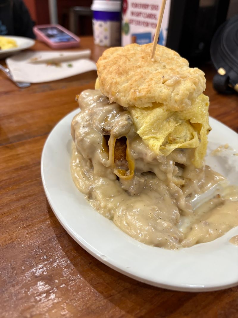 Biscuits and Gravy Take Center Stage Biscuits and Gravy Take Center Stage