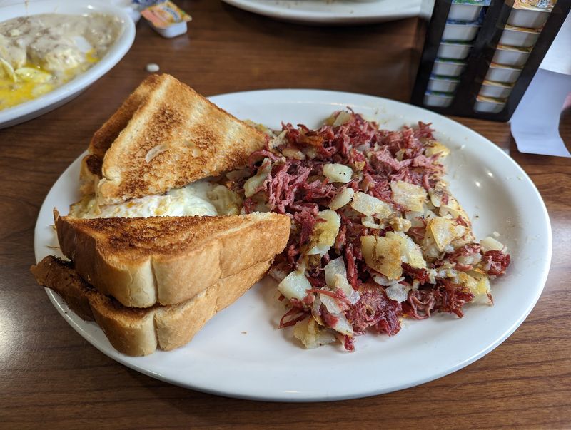 Breakfast Before the Burgers
