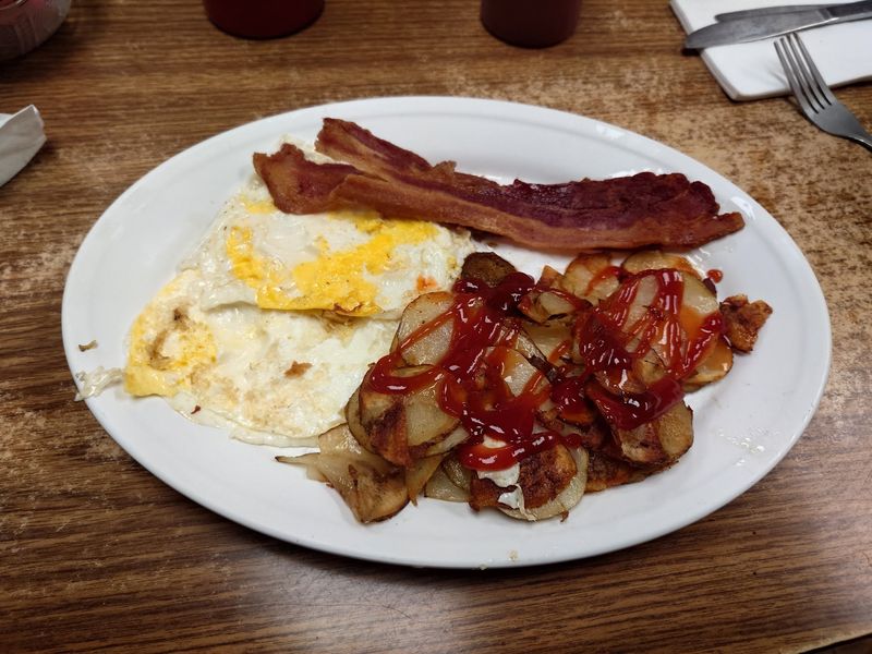Breakfast Before the Coney Crowd Breakfast Before the Coney Crowd