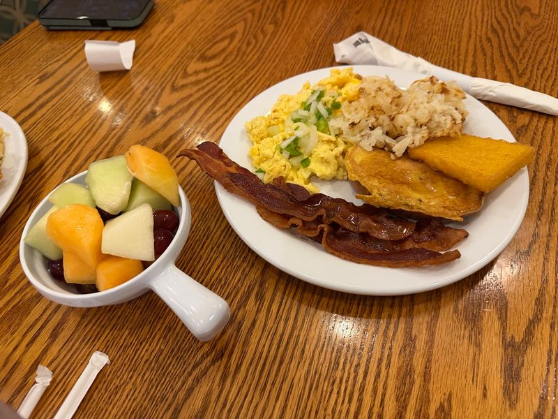 Breakfast Before the Crowds