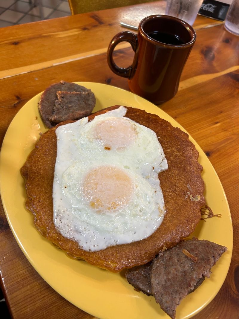 Breakfast Plates Built for Hungry Mornings