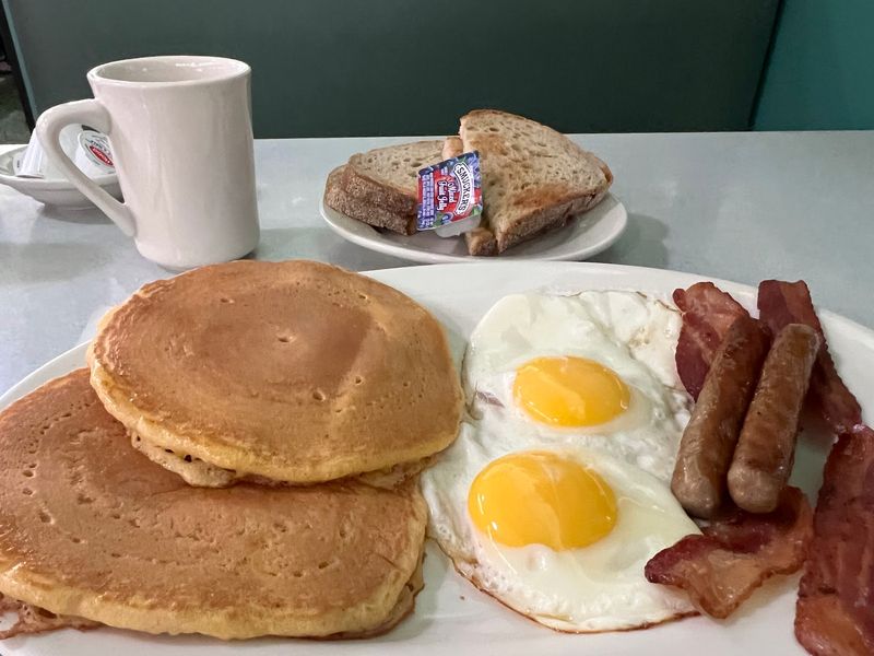 Breakfast That Means Business Breakfast That Means Business