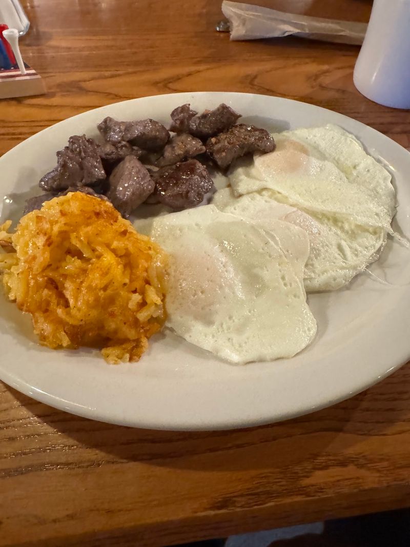 Breakfast That Runs Early