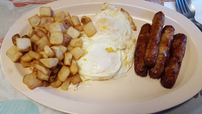 Breakfast That Starts at Seven